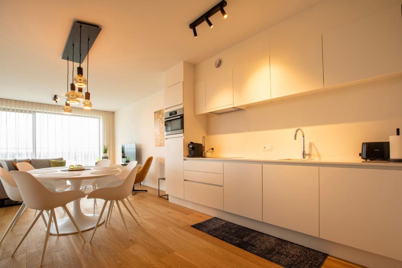 Modern En Gezellig Appartement Vlak Aan Het Strand Blankenberge Exterior photo